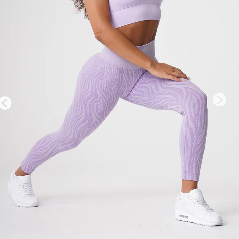 NVGTN Lilac Zebra Seamless Leggings